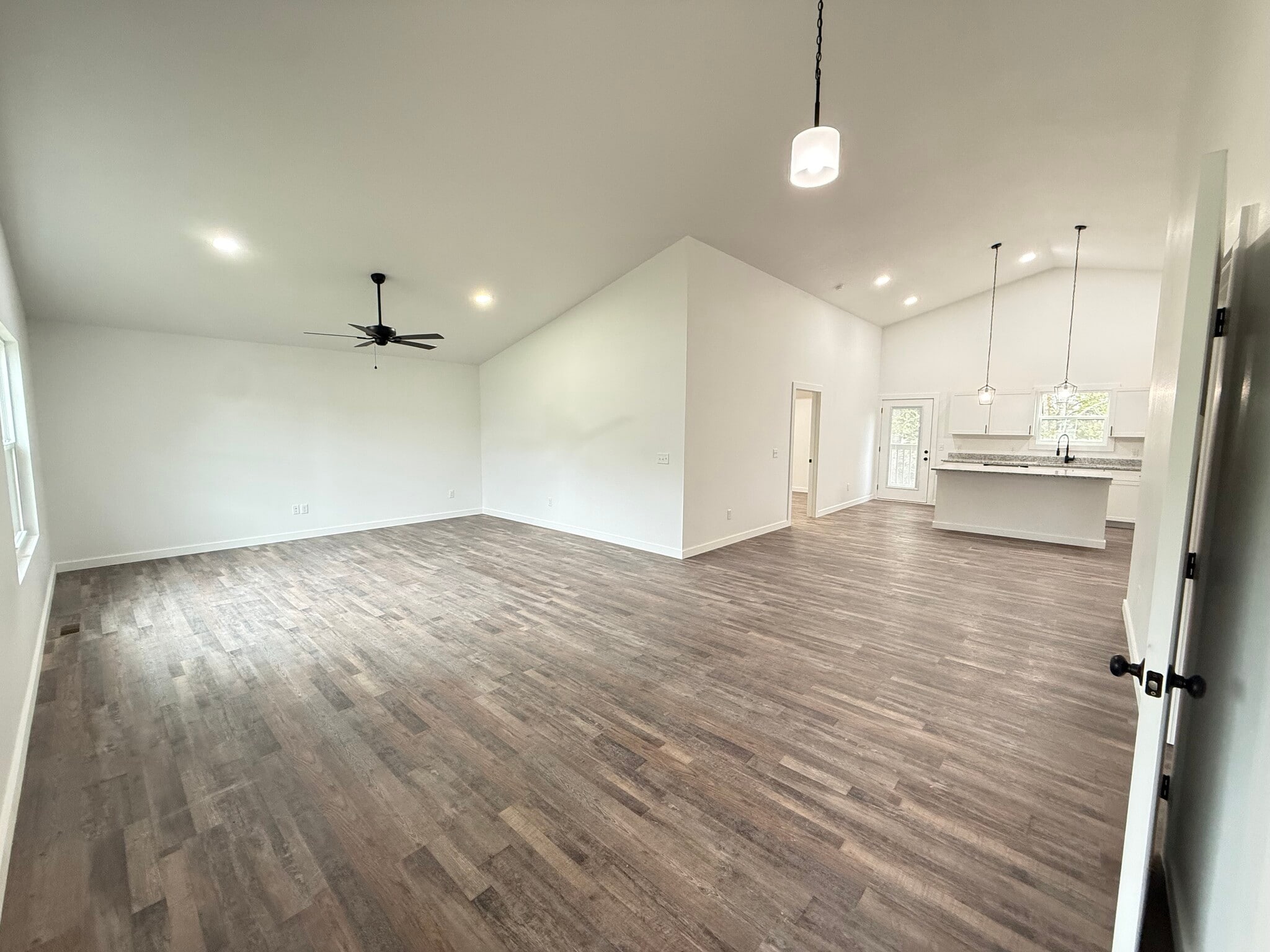 Building Photo - 158 Sky View Meadow Dr
