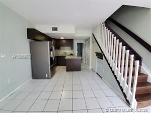 Building Photo - 3 br, 2.5 bath  - Villas Del Alhambra
