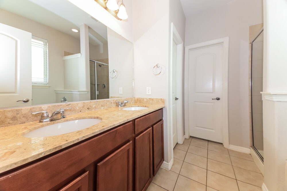 Building Photo - 1208 Songbird Dr