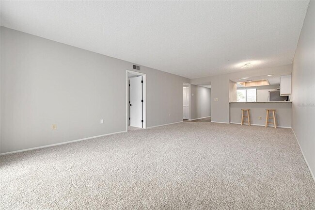 Building Photo - 218 Caryl Way