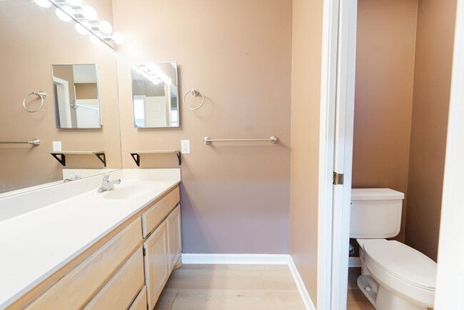 Building Photo - Charming 3 bedroom, 2 bath home that has been updated and is ready to be called home! This home h...