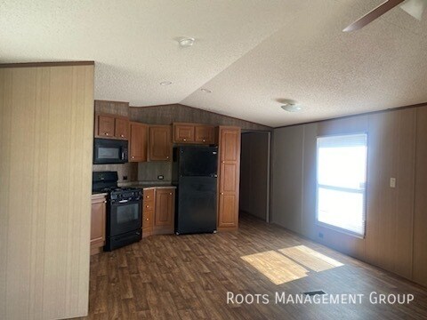 Building Photo - Home Available to Lease - Apply Today!