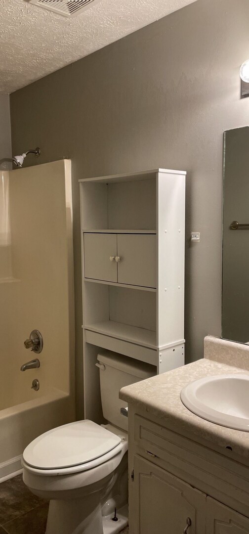 Building Photo - 217 Al Oerter Dr