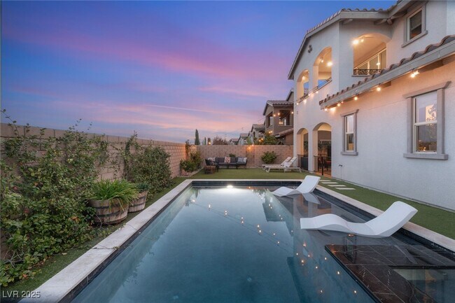 Building Photo - 258 Castellari Dr