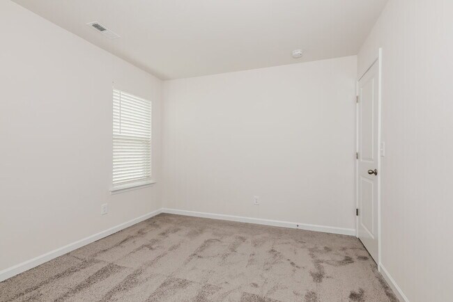 Building Photo - 4327 Drifter Dr