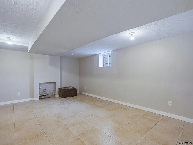 Building Photo - Two bedroom house for rent
