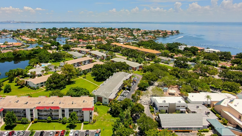 Building Photo - 4480 Overlook Dr NE