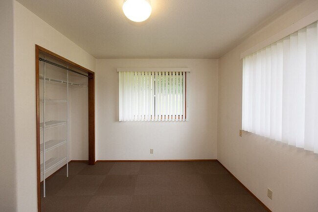 Building Photo - LOVELY 3BD 2.5BA HOME in KURTISTOWN