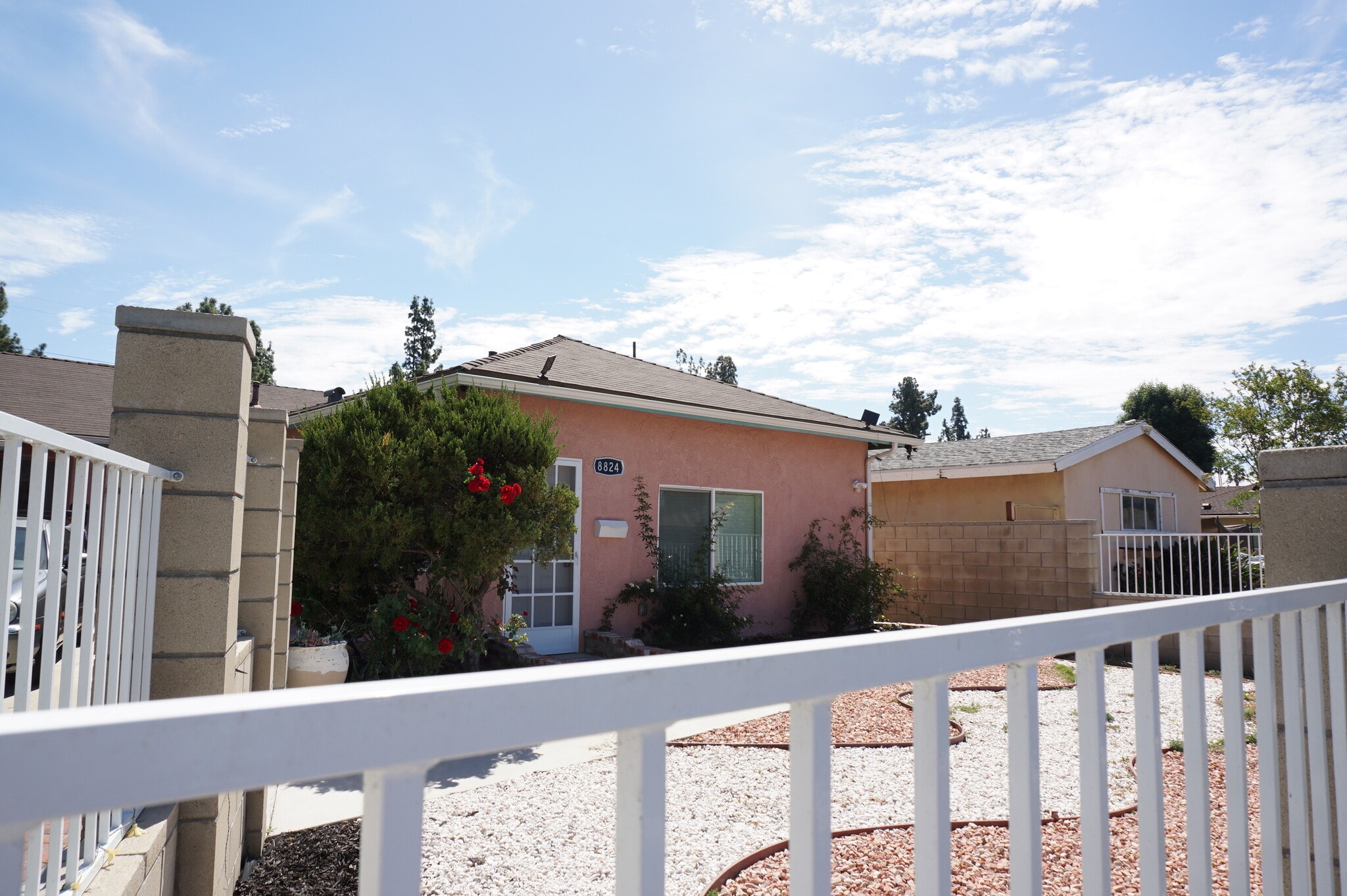 Building Photo - 8826 Quartz Ave