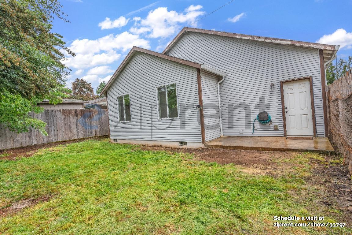 Building Photo - 4451 SE 117th Ave