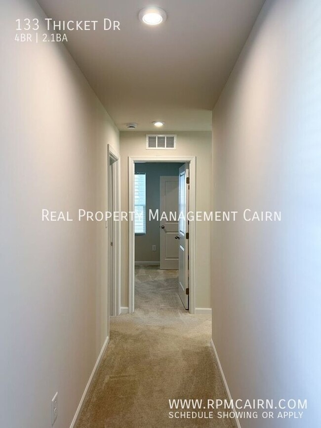 Building Photo - 133 Thicket Dr