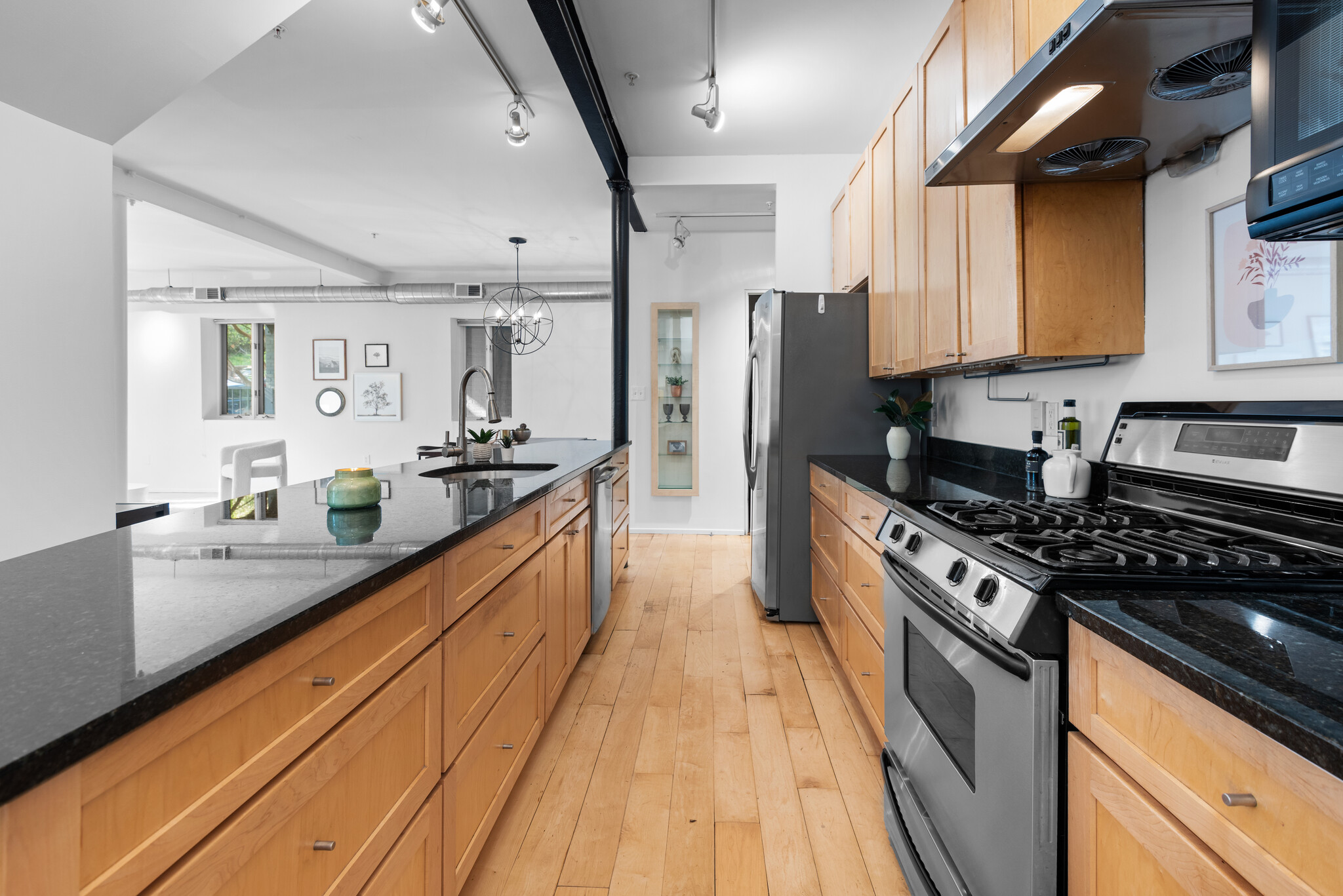 Building Photo - 2307 15th St NW