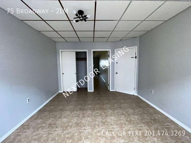 Building Photo - 75 Broadway-2LM
