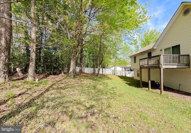 Building Photo - 46231 Sylvan Ct