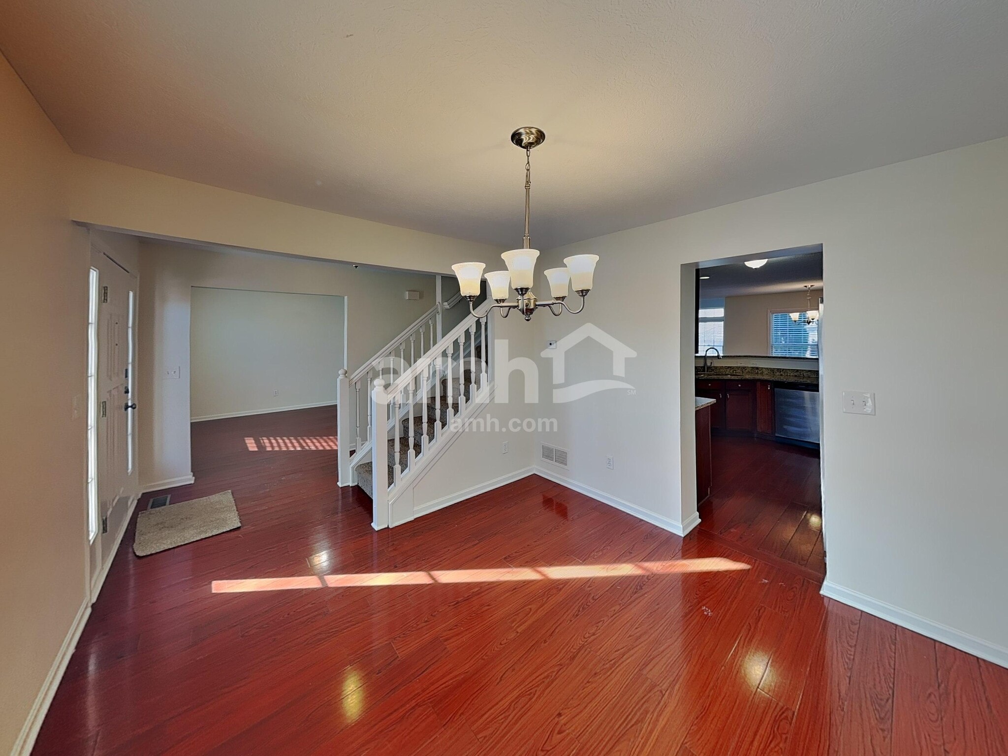 Building Photo - 1961 Creekview Dr