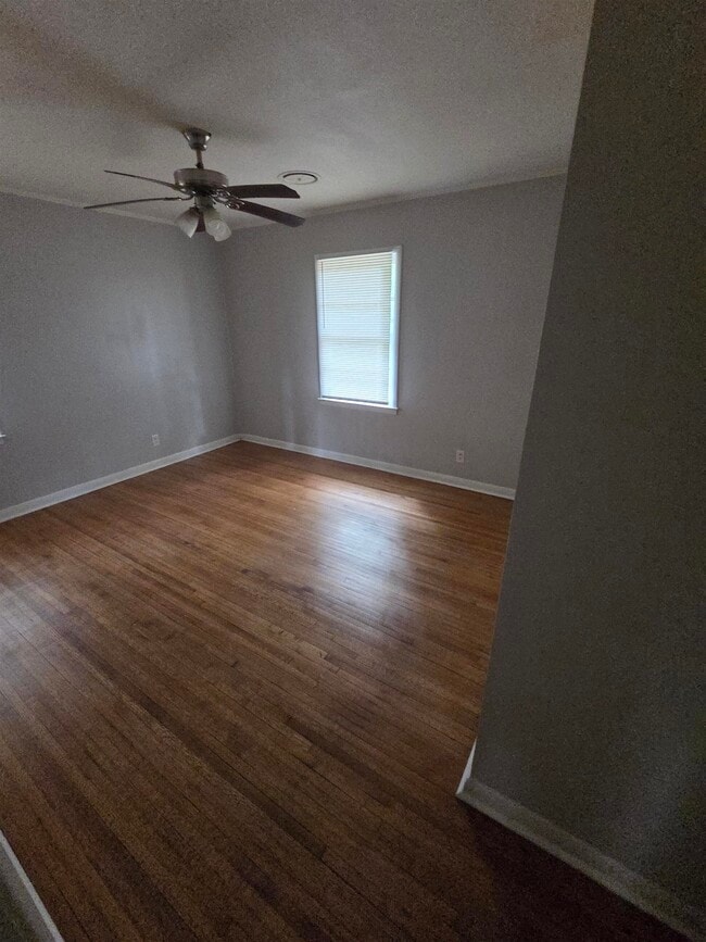 Building Photo - 5369 Lochinvar Rd