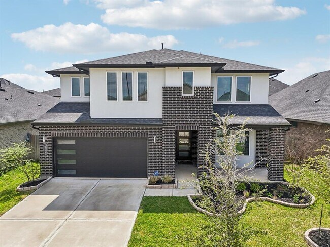 Building Photo - 29211 Pikes Peak Dr