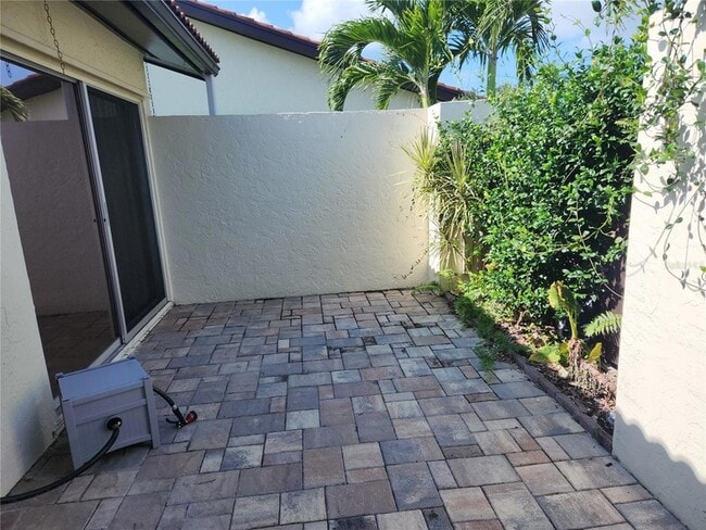 Building Photo - 3409 Montilla Ct