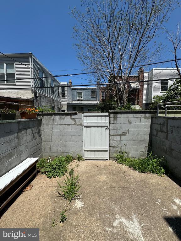 Building Photo - 2841 Cantrell St