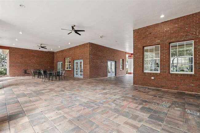 Building Photo - 2341 Betsy Ross Ln