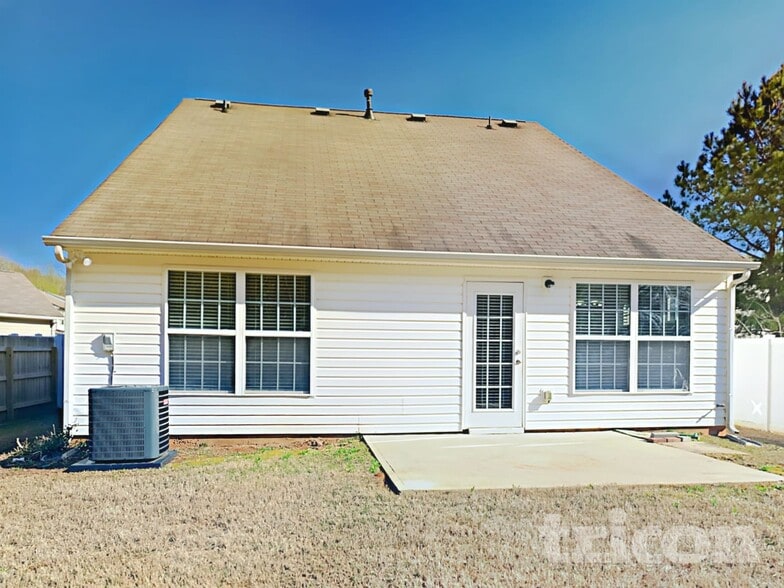 Building Photo - 177 Arrowhead Dr