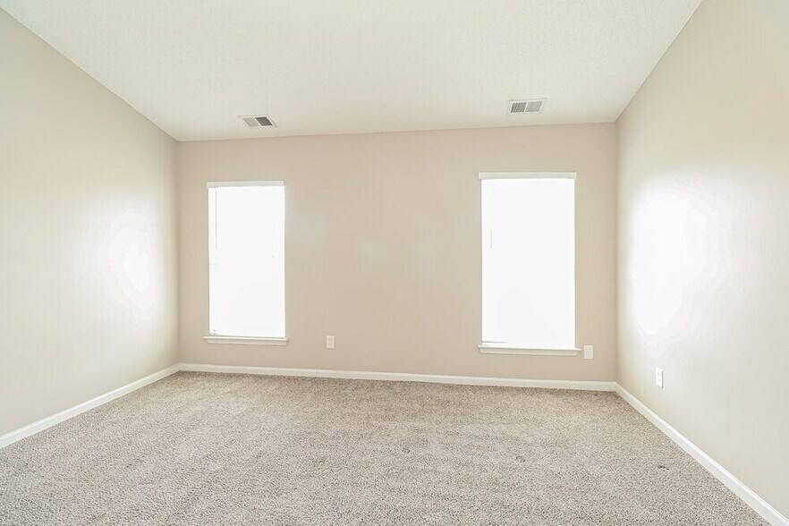 Building Photo - 3011 Mallard Forest Dr