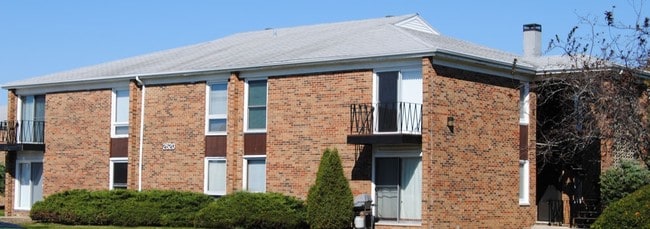 Primary Photo - James Court Apartments