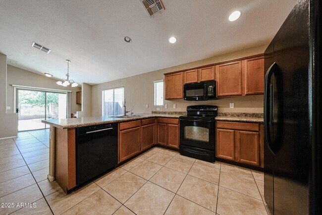 Building Photo - 4193 E Sandy Way