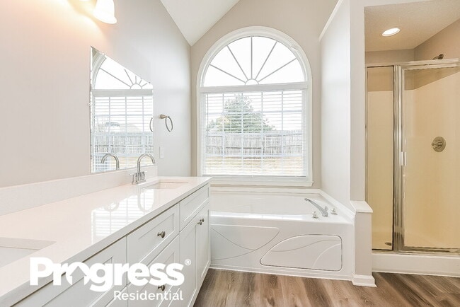 Building Photo - 953 Saddle Brooke Dr