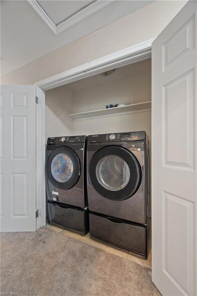 Building Photo - 318 W 31st St
