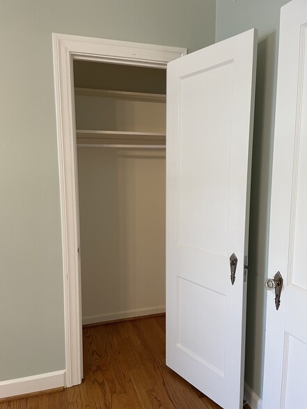 Middle bedroom - 1500 Preston Ave