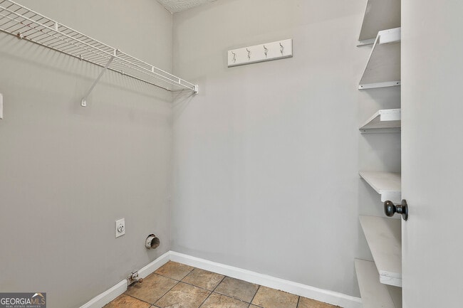 Building Photo - 37 7 Pines Cir