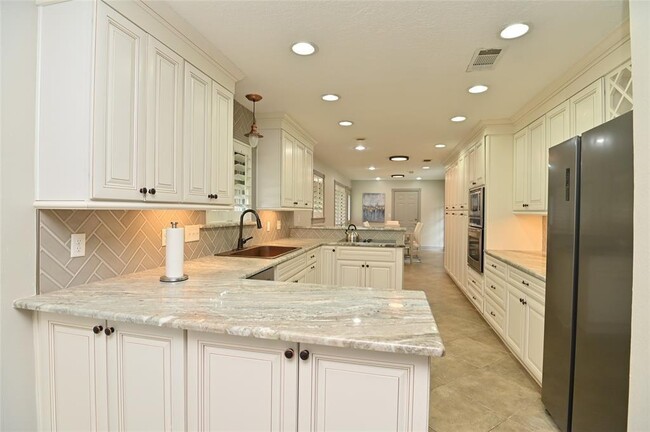 Building Photo - 4062 Falkirk Ln