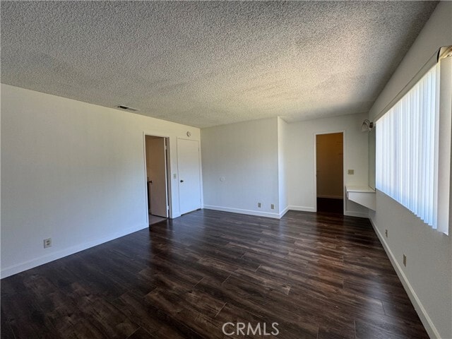 Building Photo - 21200 Fibre Ct