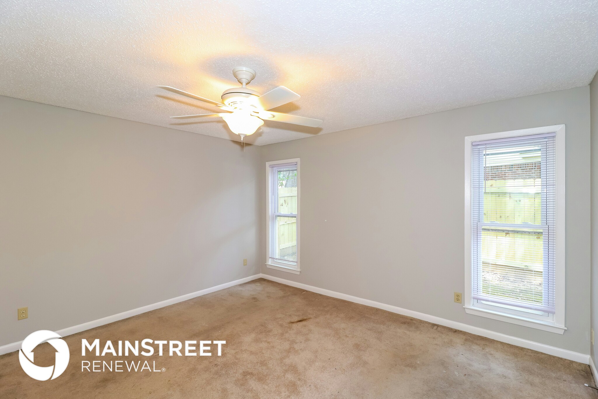 Building Photo - 9143 Gainsborough Dr