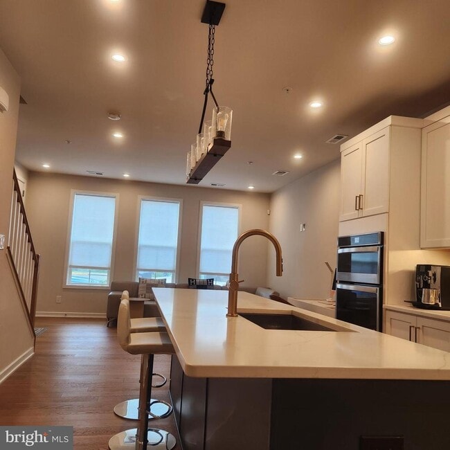 Building Photo - 7425 Backett Wood Ter