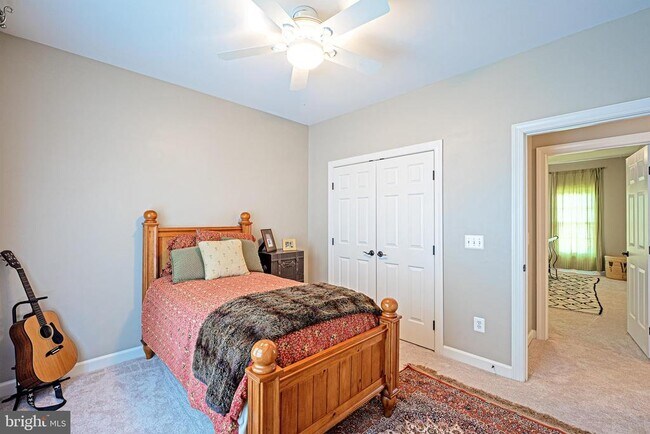 Building Photo - 47333 Middle Bluff Pl