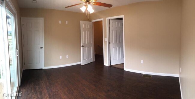 Building Photo - 2 br, 2.5 bath Townhome - 5 Tall Grass Ln