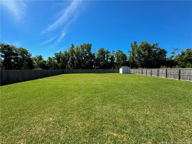 Building Photo - 438 Gadson Dr