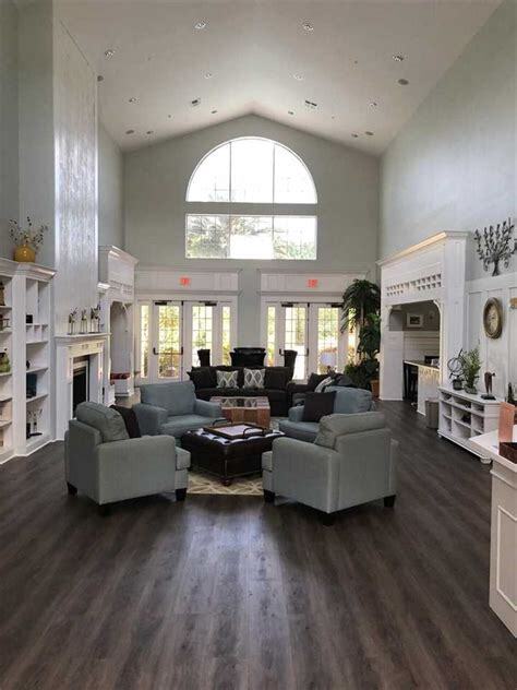 Building Photo - 2801 Chancellorsville Dr