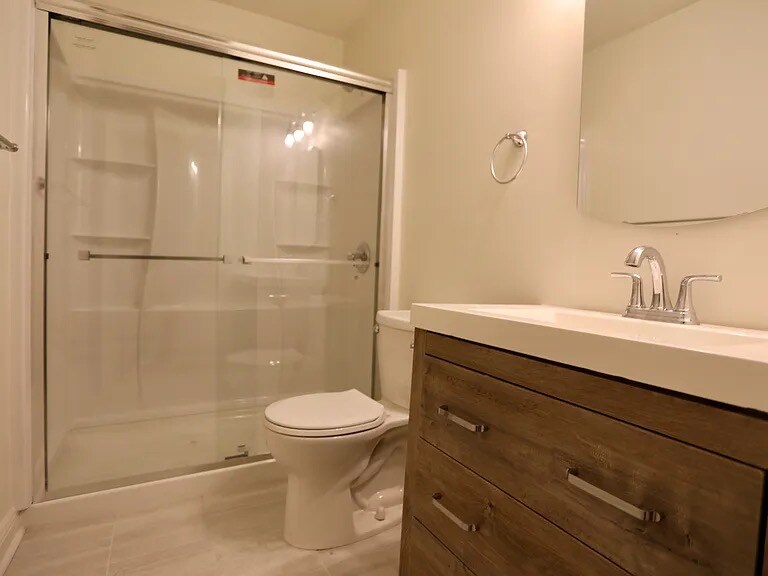 Building Photo - 365 W Illinois Ave