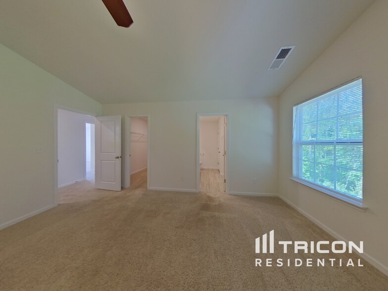 Building Photo - 314 Kingsford Dr