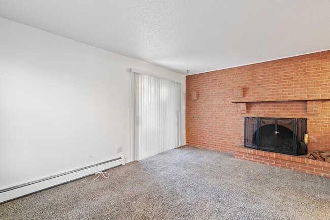 Building Photo - 1145 Willow Bend Cir