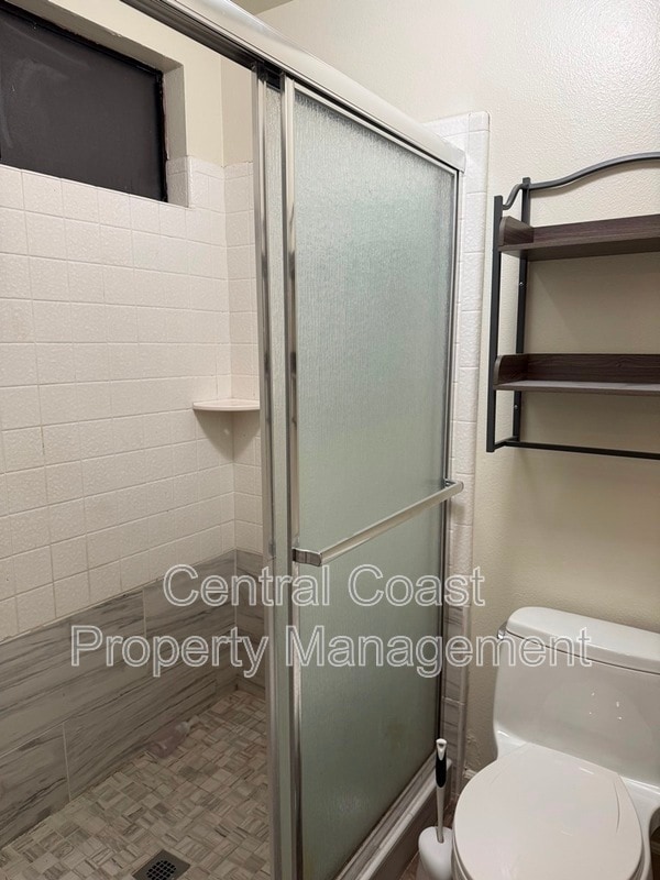 Building Photo - 1884 Cherokee Dr