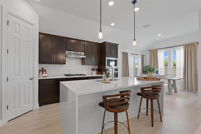 Building Photo - 20240 Smedley Dr