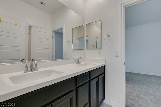 Building Photo - 6858 Greensmen Ave