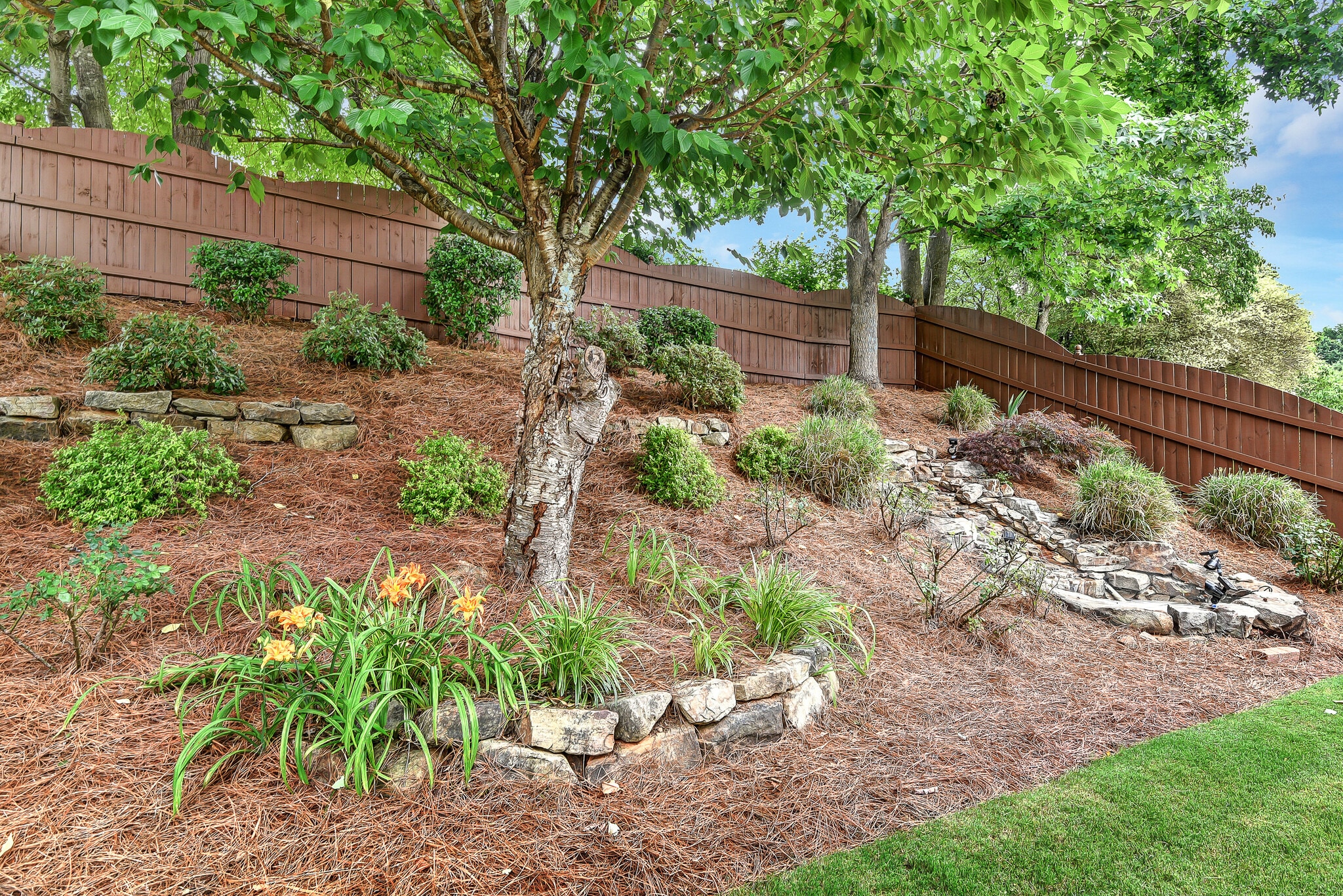 Building Photo - 6165 Pattingham Dr