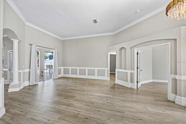 Building Photo - 12422 Creek Edge Dr