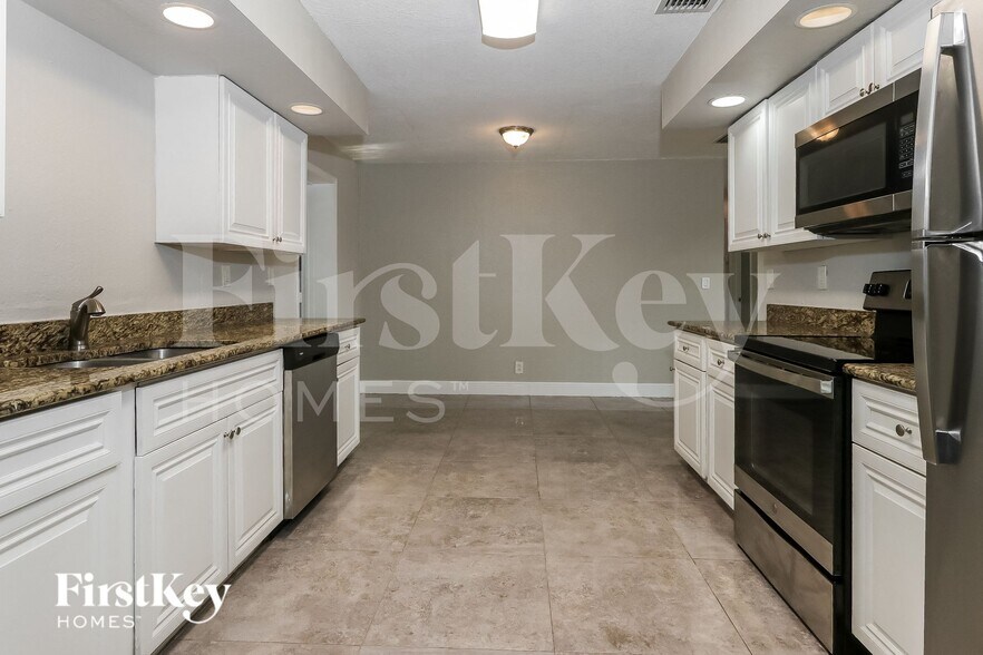 Building Photo - 1357 Drexel Rd