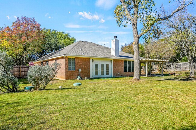 Building Photo - 8615 Traciney Blvd